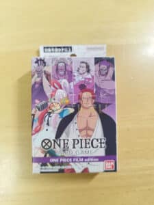 スタートデッキ「ONE PIECE FILM edition」のパッケージ